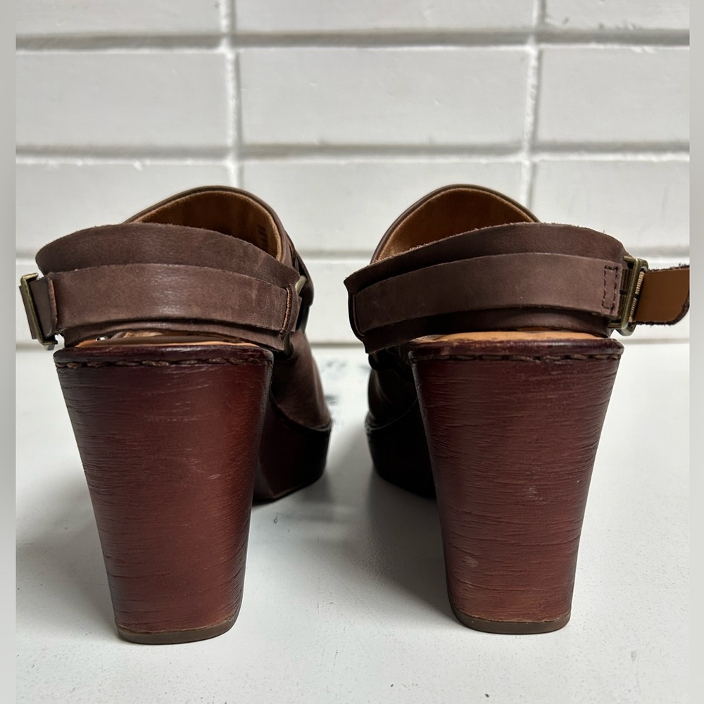 Born Women's Hudson Slingback Clog Chocolate - Size 10 - Picture 9 of 13